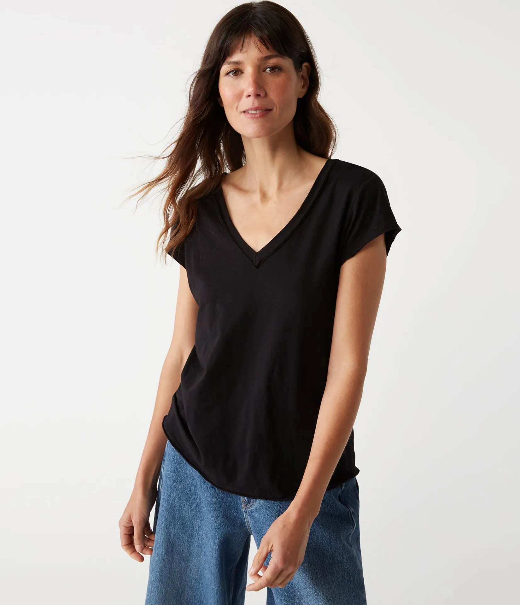 baxter_vneck_tee_0.webp Michael Stars Baxter V-Neck Tee- T-Shirts | Supima Cotton T-Shirts