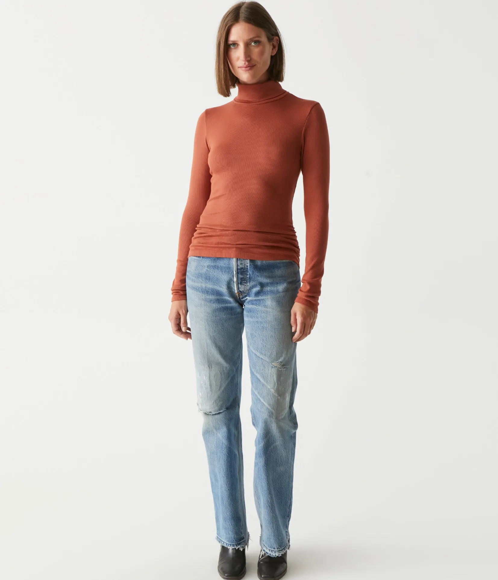 beck_ribbed_turtleneck_17.webp Michael Stars Beck Ribbed Turtleneck- T-Shirts | Ultra Rib T-Shirts