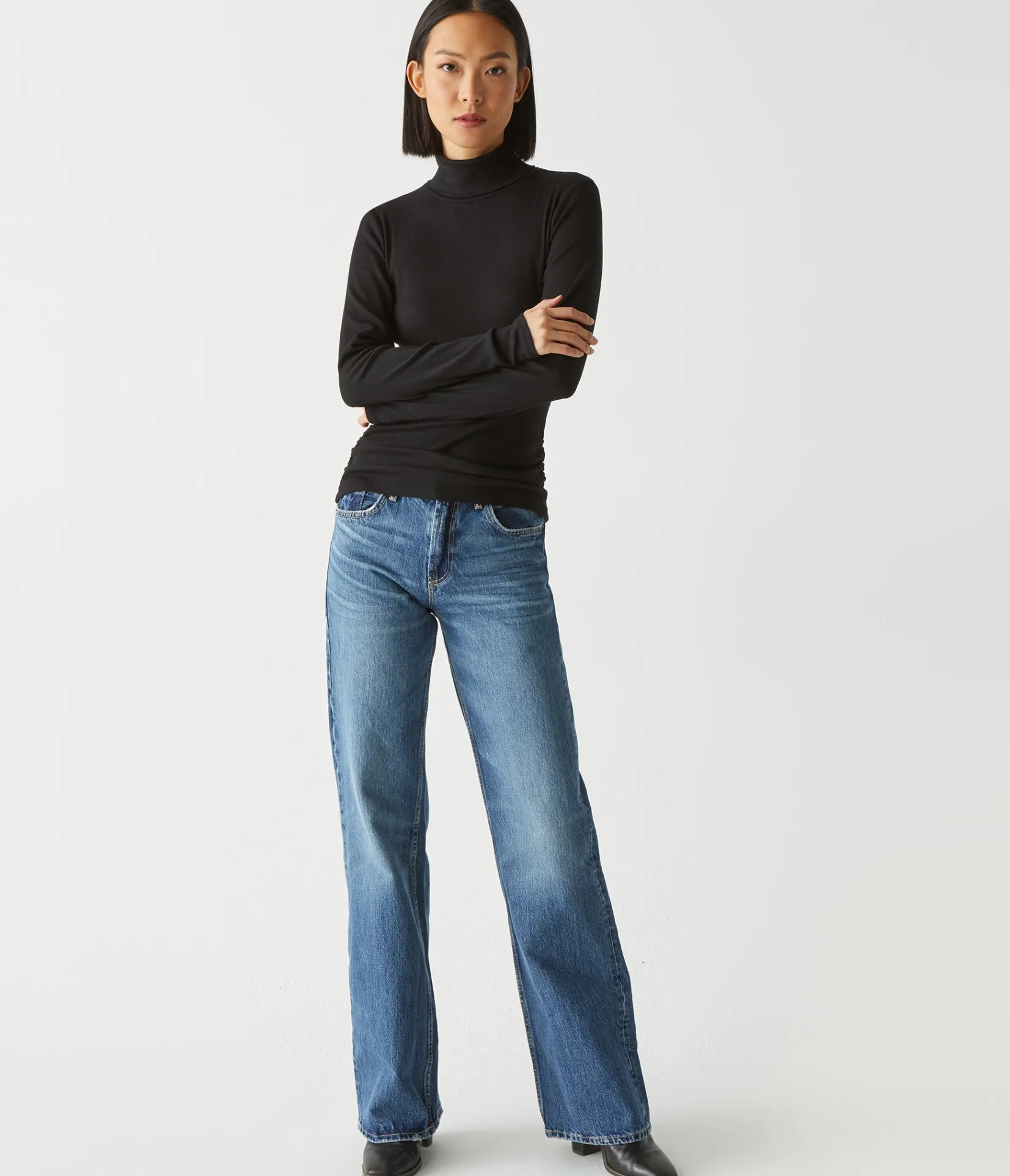 beck_ribbed_turtleneck_5.webp Michael Stars Beck Ribbed Turtleneck- T-Shirts | Ultra Rib T-Shirts