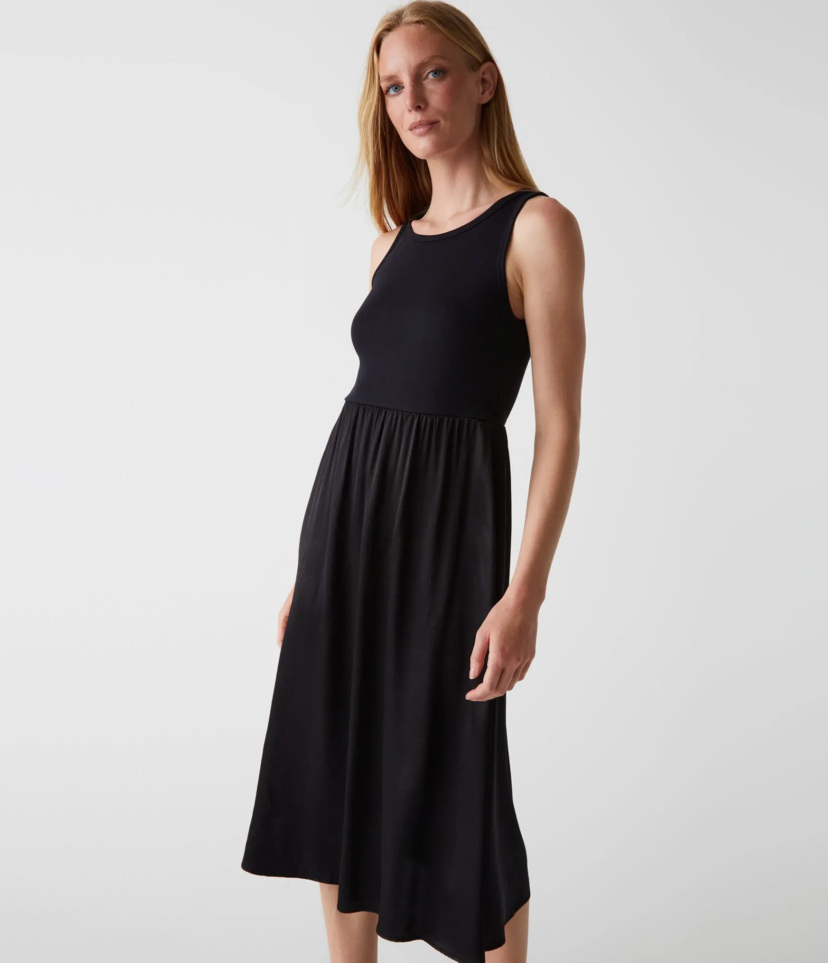 bridgette_midi_dress_8.webp Michael Stars Bridgette Midi Dress- Dresses | Midi Dresses