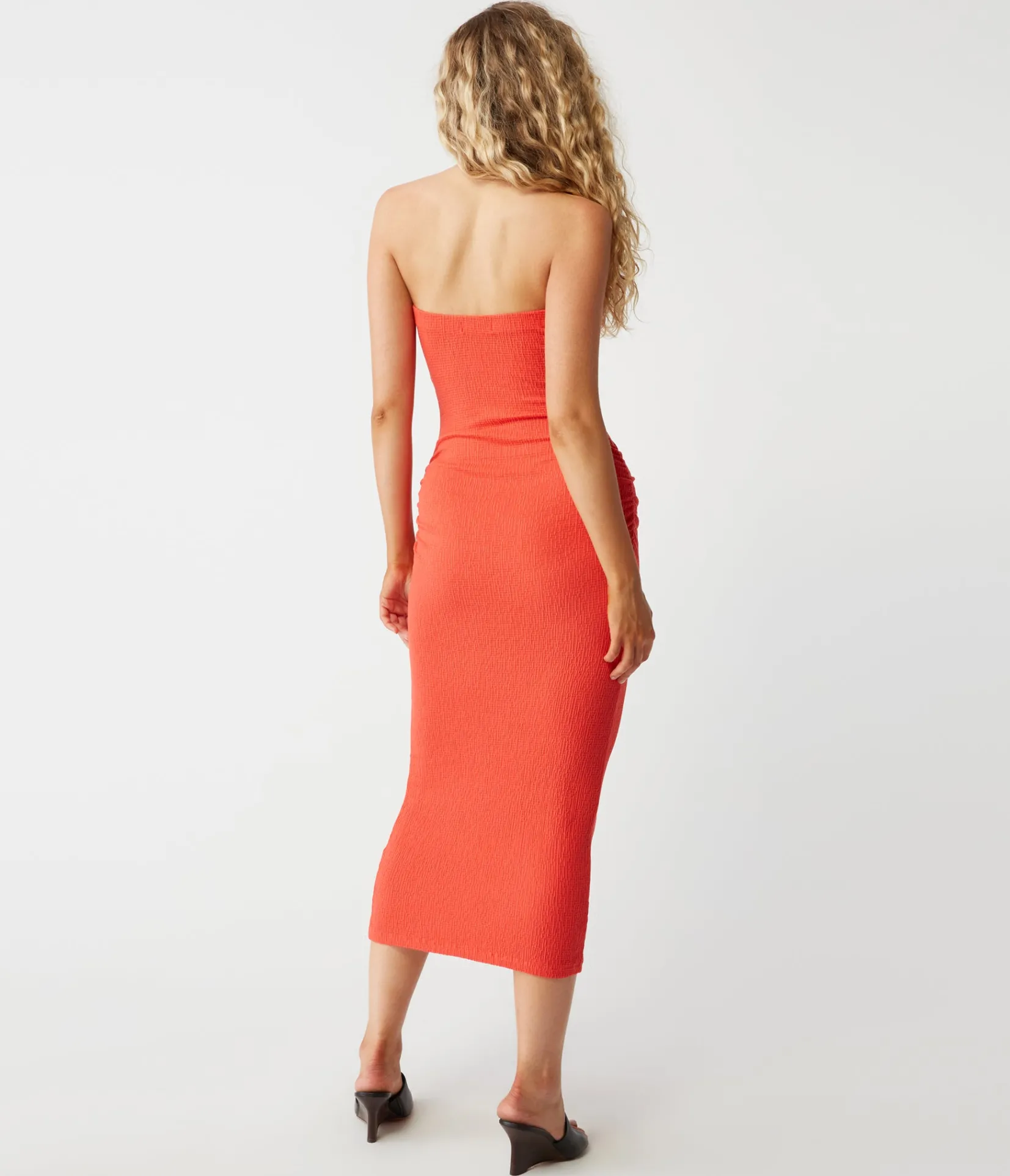cobie_strapless_midi_dress_3.webp Michael Stars Cobie Strapless Midi Dress- Dresses | Midi Dresses
