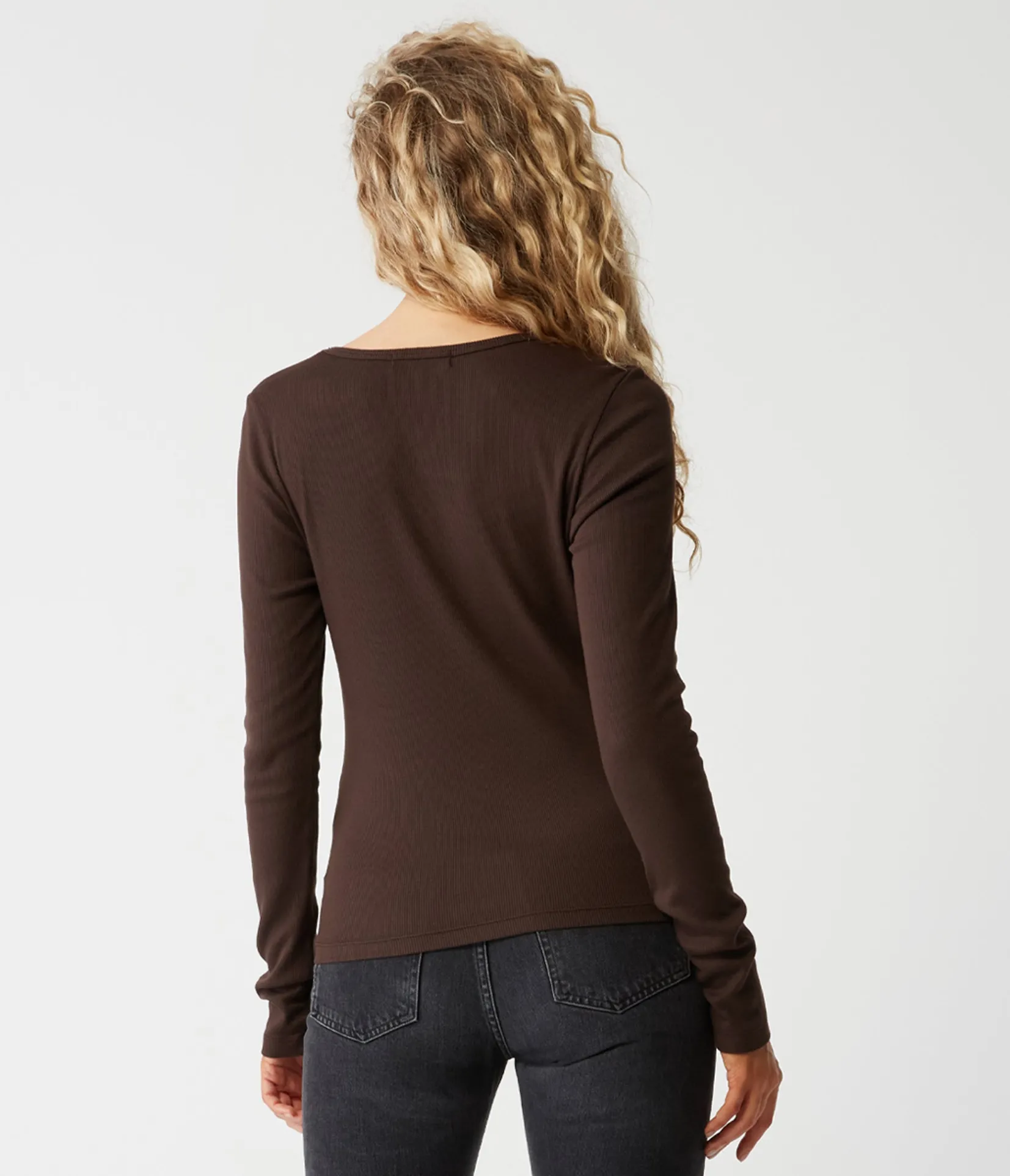 emilia_scoop_neck_tee_11.webp Michael Stars Emilia Scoop Neck Tee- T-Shirts | Ultra Rib T-Shirts