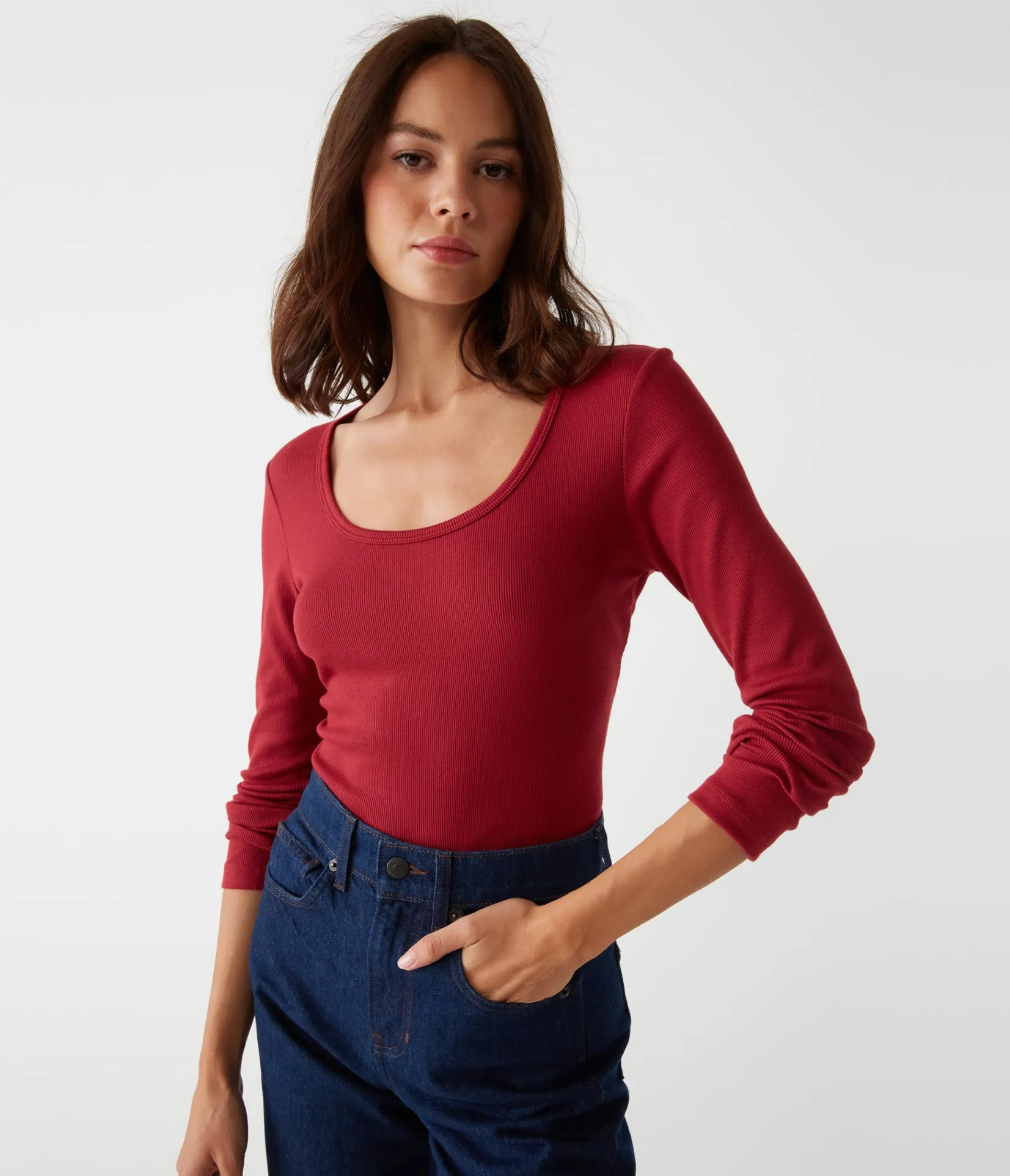 emilia_scoop_neck_tee_24.webp Michael Stars Emilia Scoop Neck Tee- T-Shirts | Ultra Rib T-Shirts