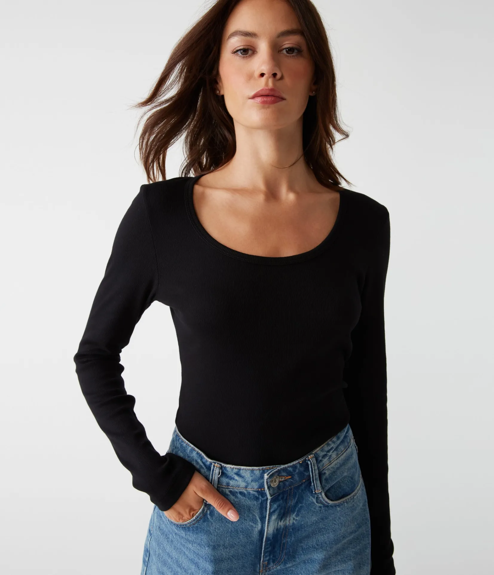 emilia_scoop_neck_tee_4.webp Michael Stars Emilia Scoop Neck Tee- T-Shirts | Ultra Rib T-Shirts