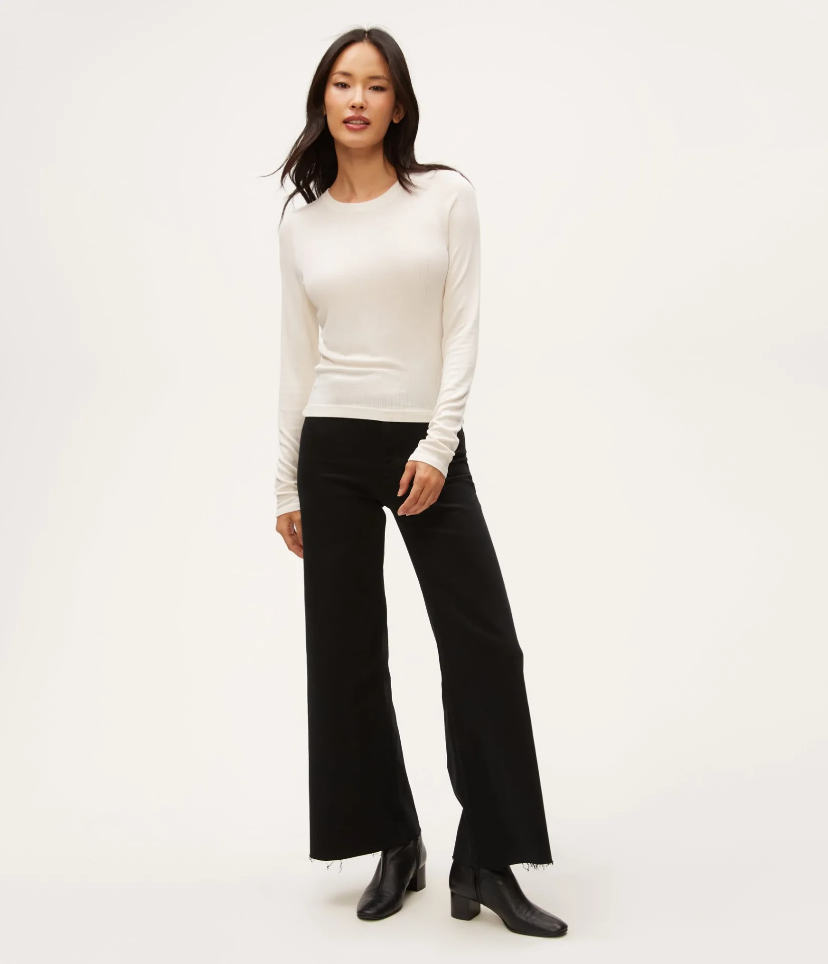 finn_crew_neck_top_1.webp Michael Stars Finn Crew Neck Top- T-Shirts