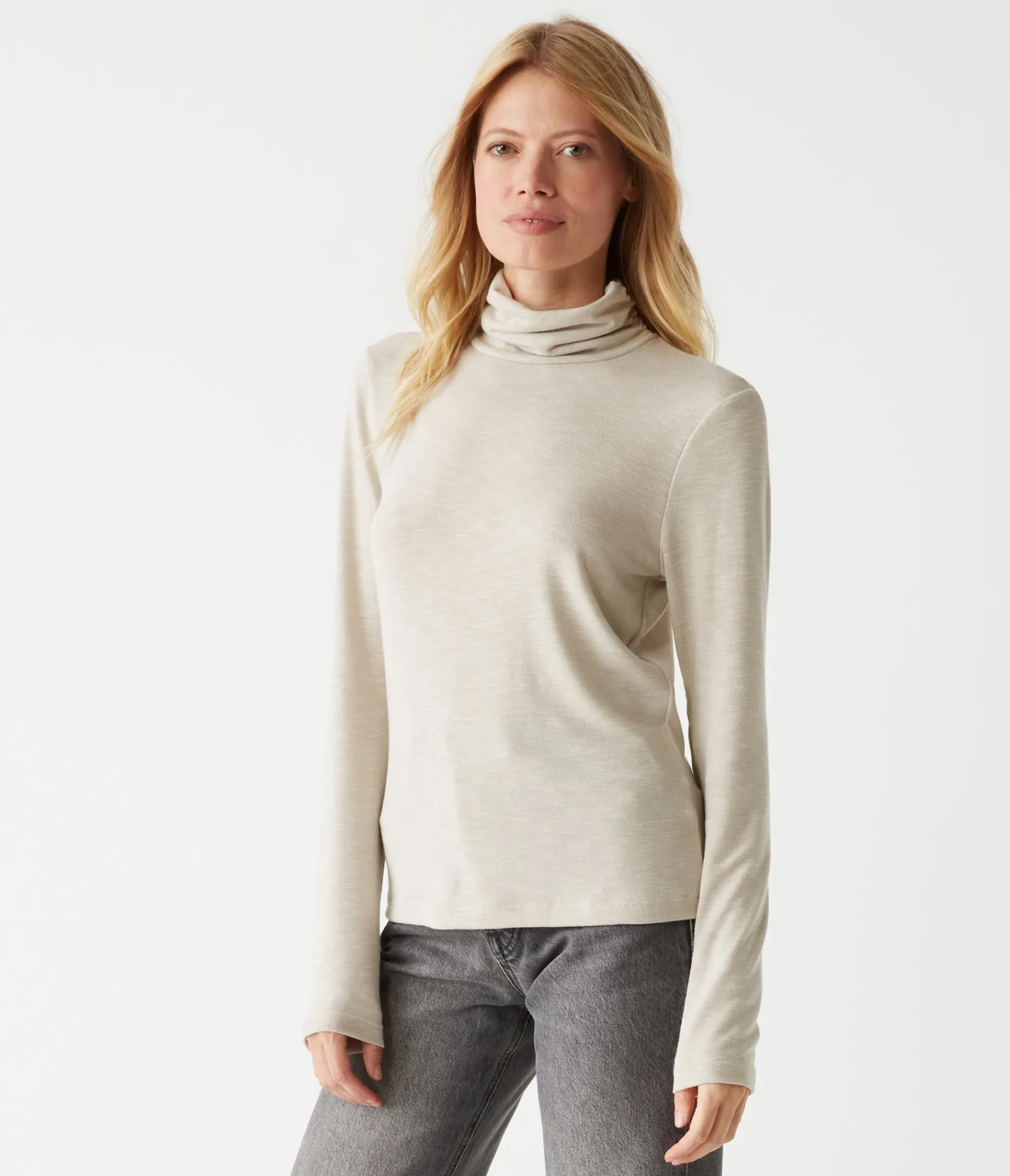 hadley_turtleneck_14.webp Michael Stars Hadley Turtleneck- T-Shirts