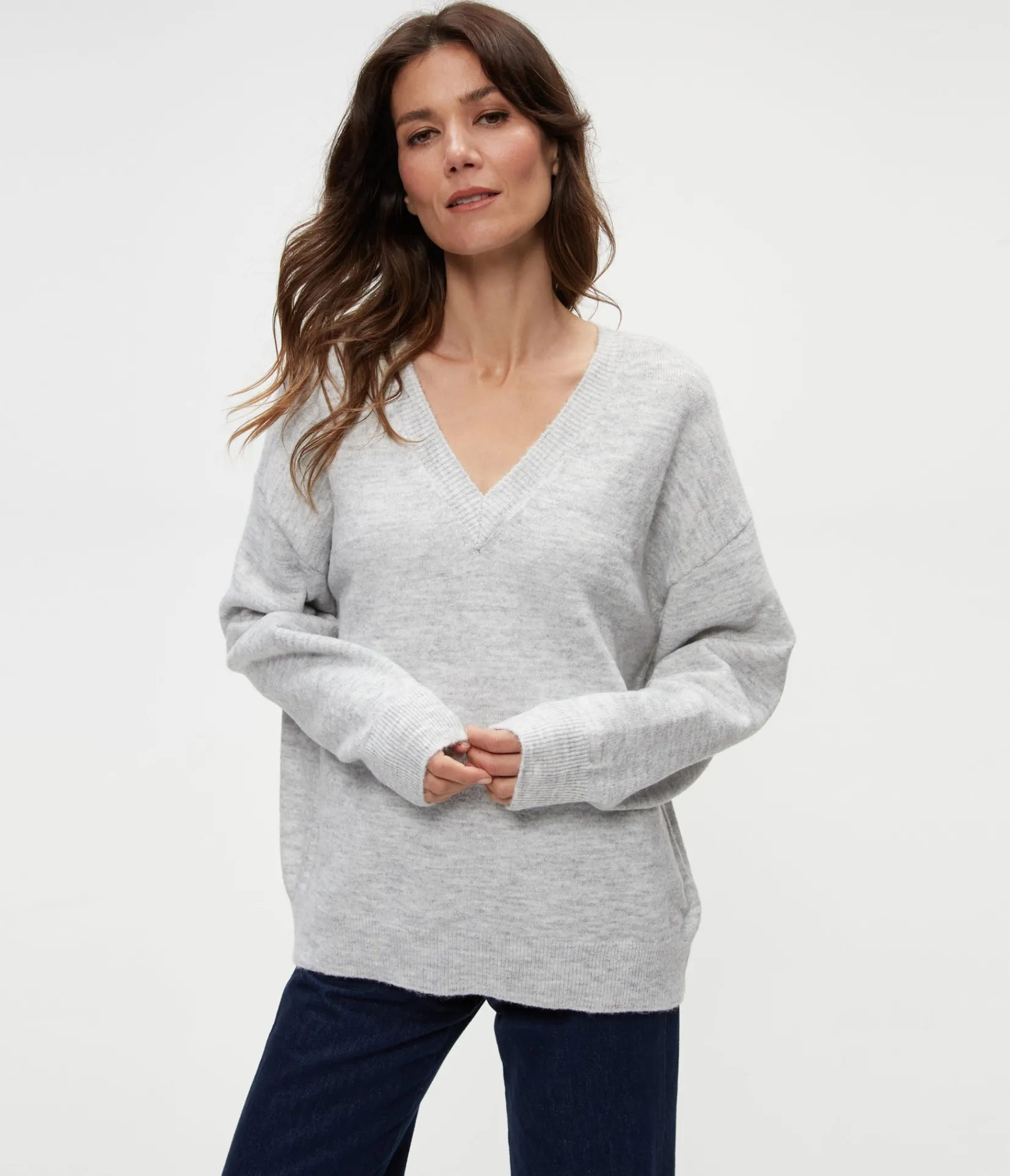 hendrix_vneck_sweater_13.webp Michael Stars Hendrix V-Neck Sweater- Sweaters & Cardigans