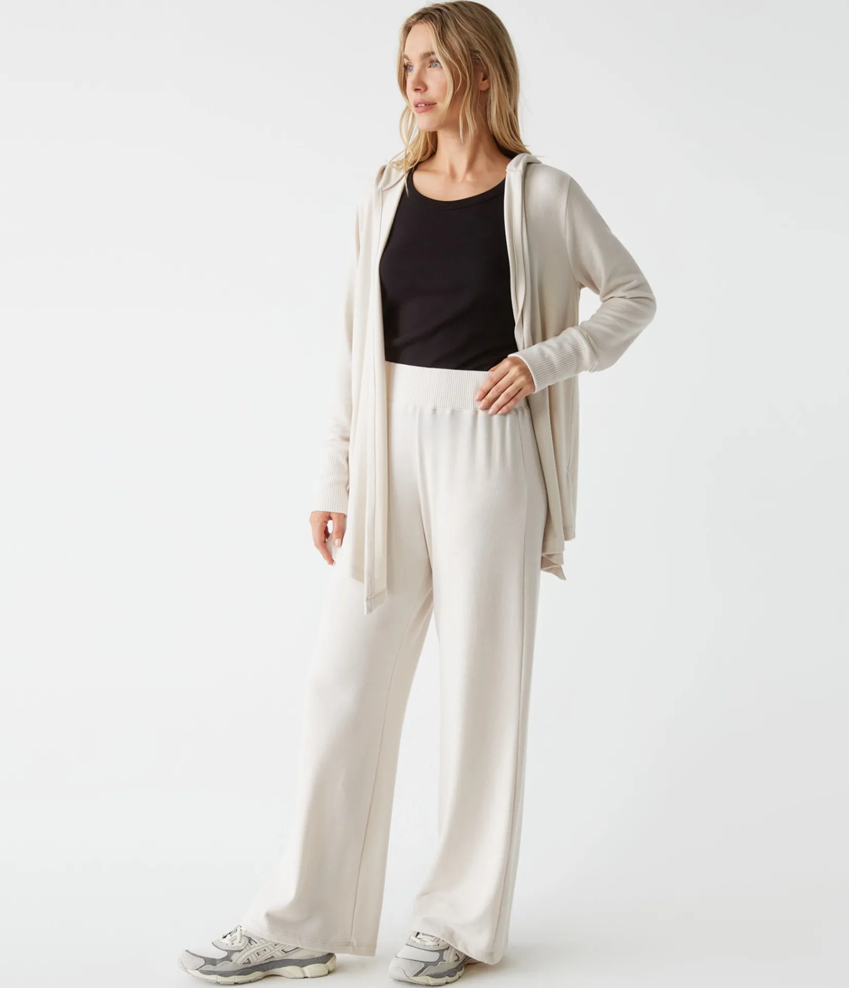 jones_wide_leg_pant_2.webp Michael Stars Jones Wide Leg Pant- Pants, Shorts & Skirts | Loungewear