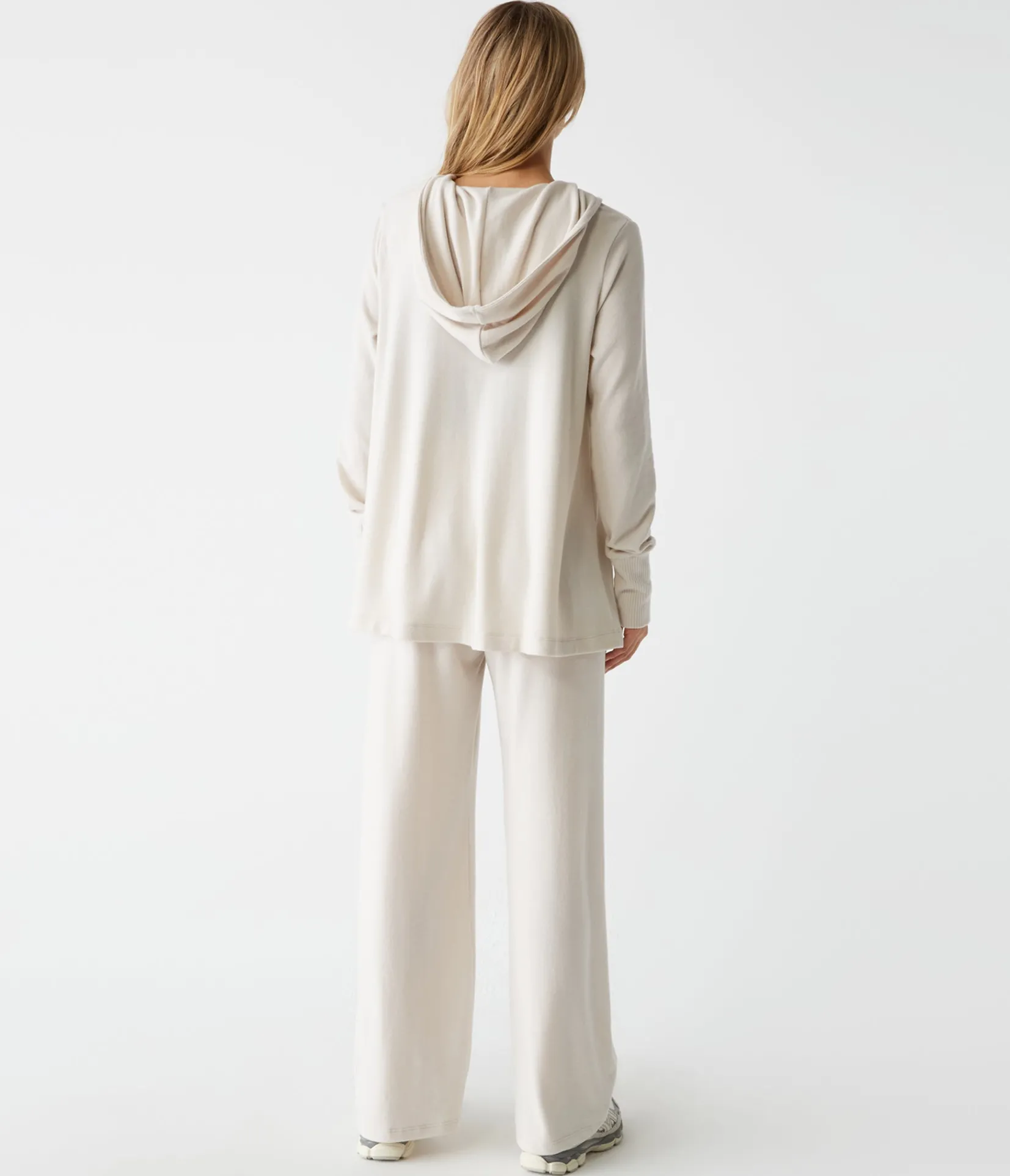 jones_wide_leg_pant_3.webp Michael Stars Jones Wide Leg Pant- Pants, Shorts & Skirts | Loungewear