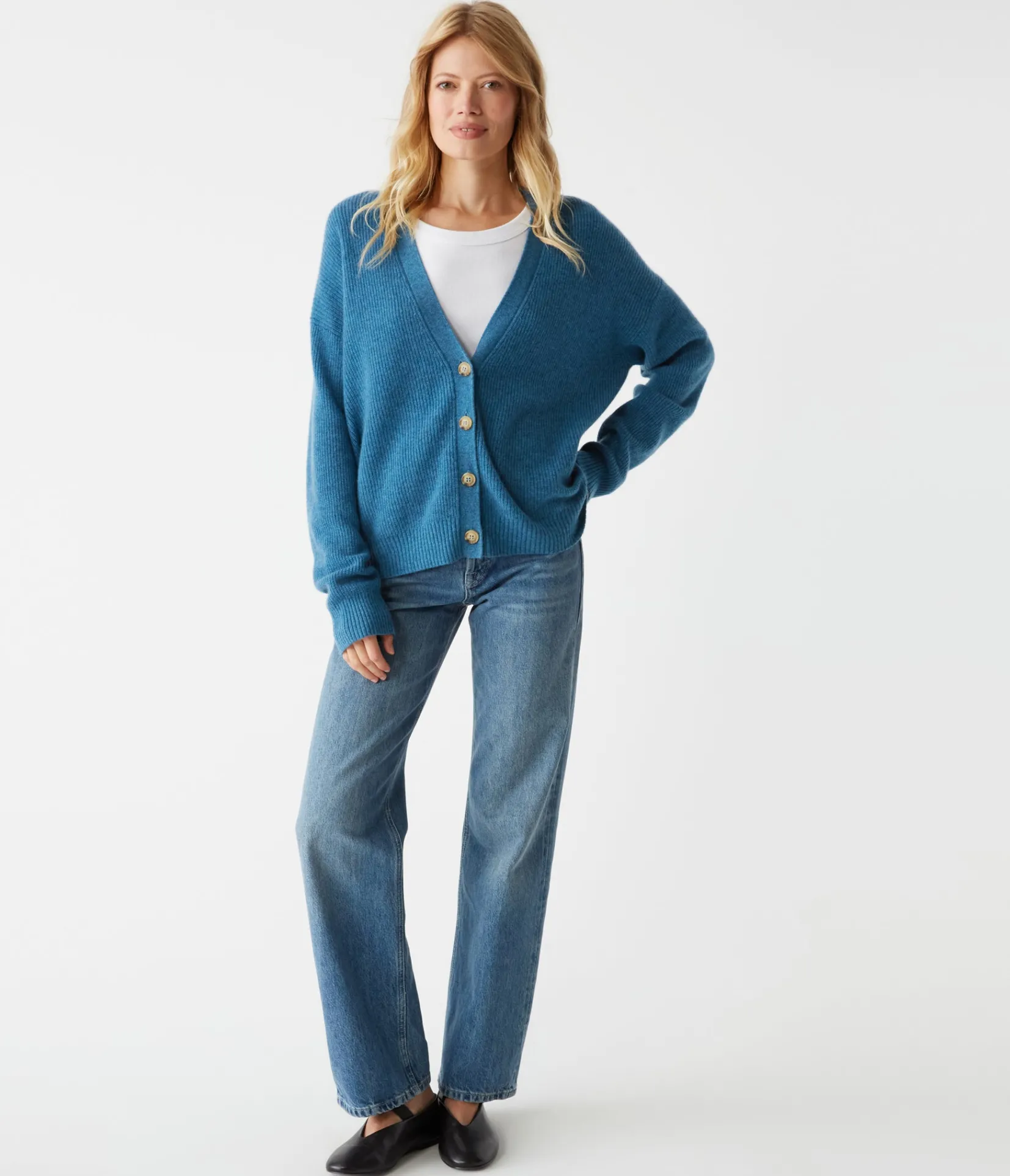julia_cashmere_cardigan_9.webp Michael Stars Julia Cashmere Cardigan- Sweaters & Cardigans