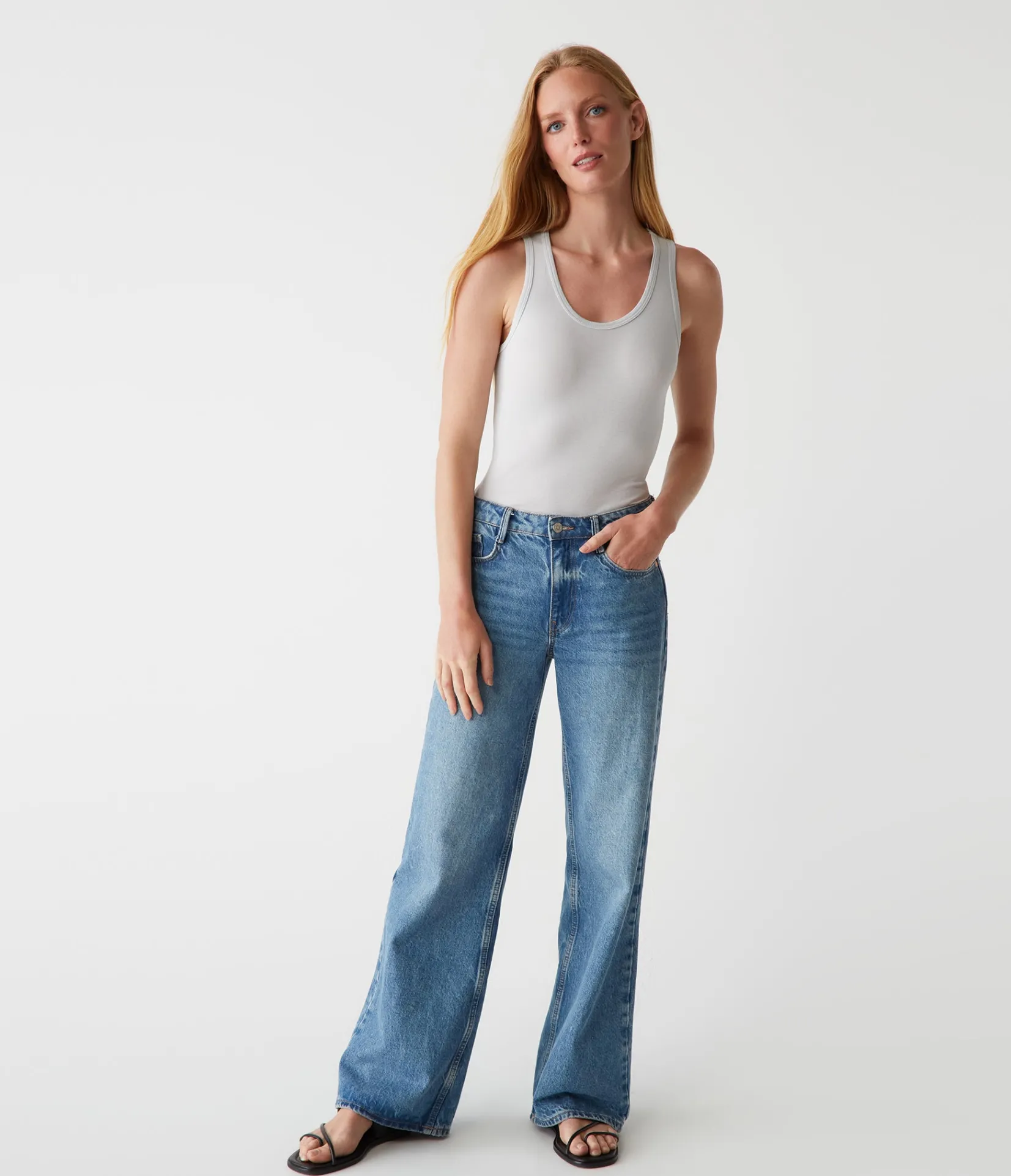 juno_scoop_neck_tank_1.webp Michael Stars Juno Scoop Neck Tank- Tank Tops | Supima Cotton T-Shirts