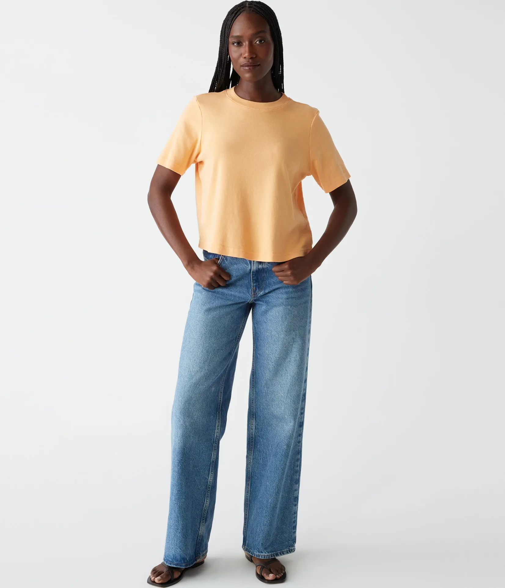 kona_crew_neck_tee_1.webp Michael Stars Kona Crew Neck Tee- T-Shirts | 1x1 Cotton T-Shirts