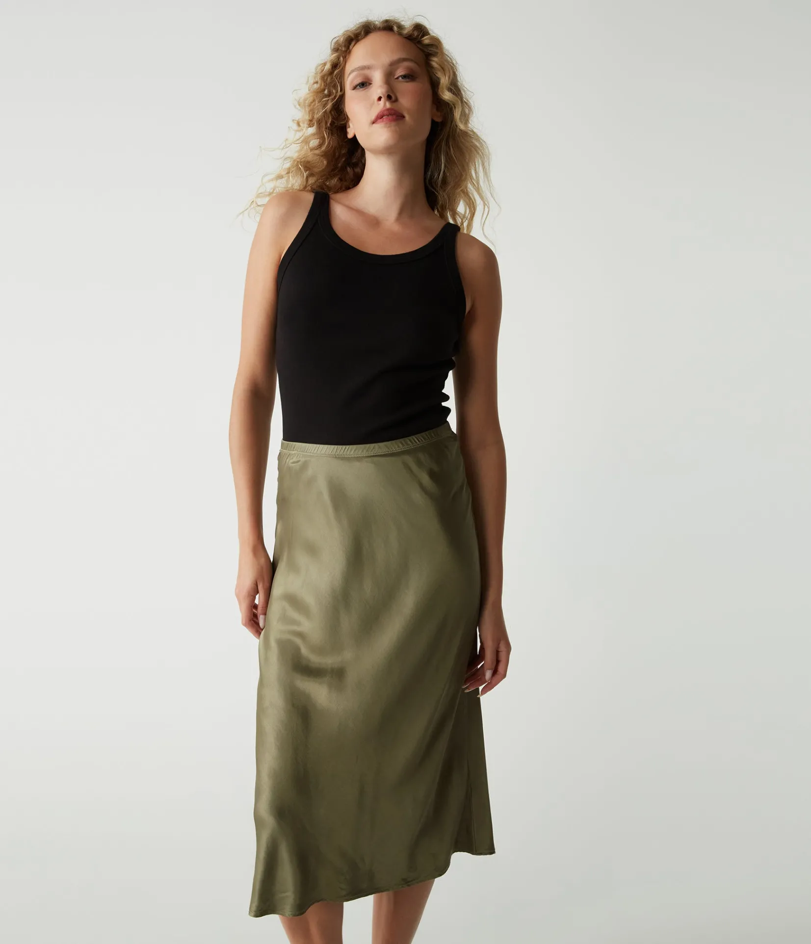 leila_bias_midi_skirt_52.webp Michael Stars Leila Bias Midi Skirt- Pants, Shorts & Skirts