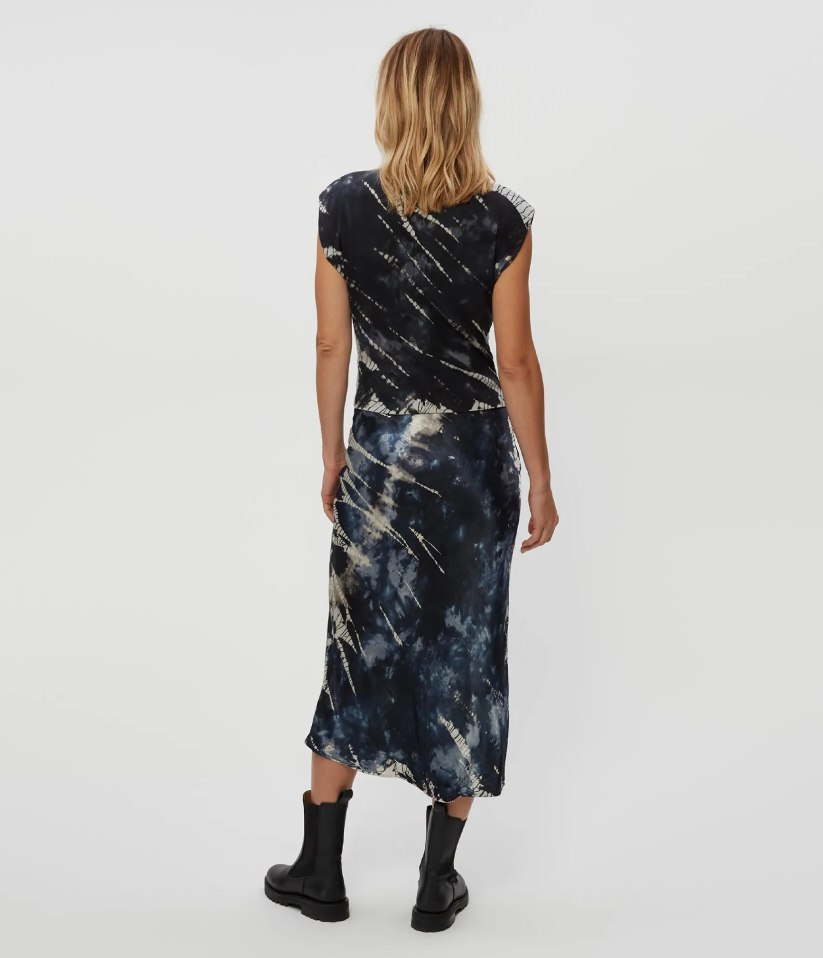 leila_double_dye_skirt_3.webp Michael Stars Leila Double Dye Skirt- Pants, Shorts & Skirts