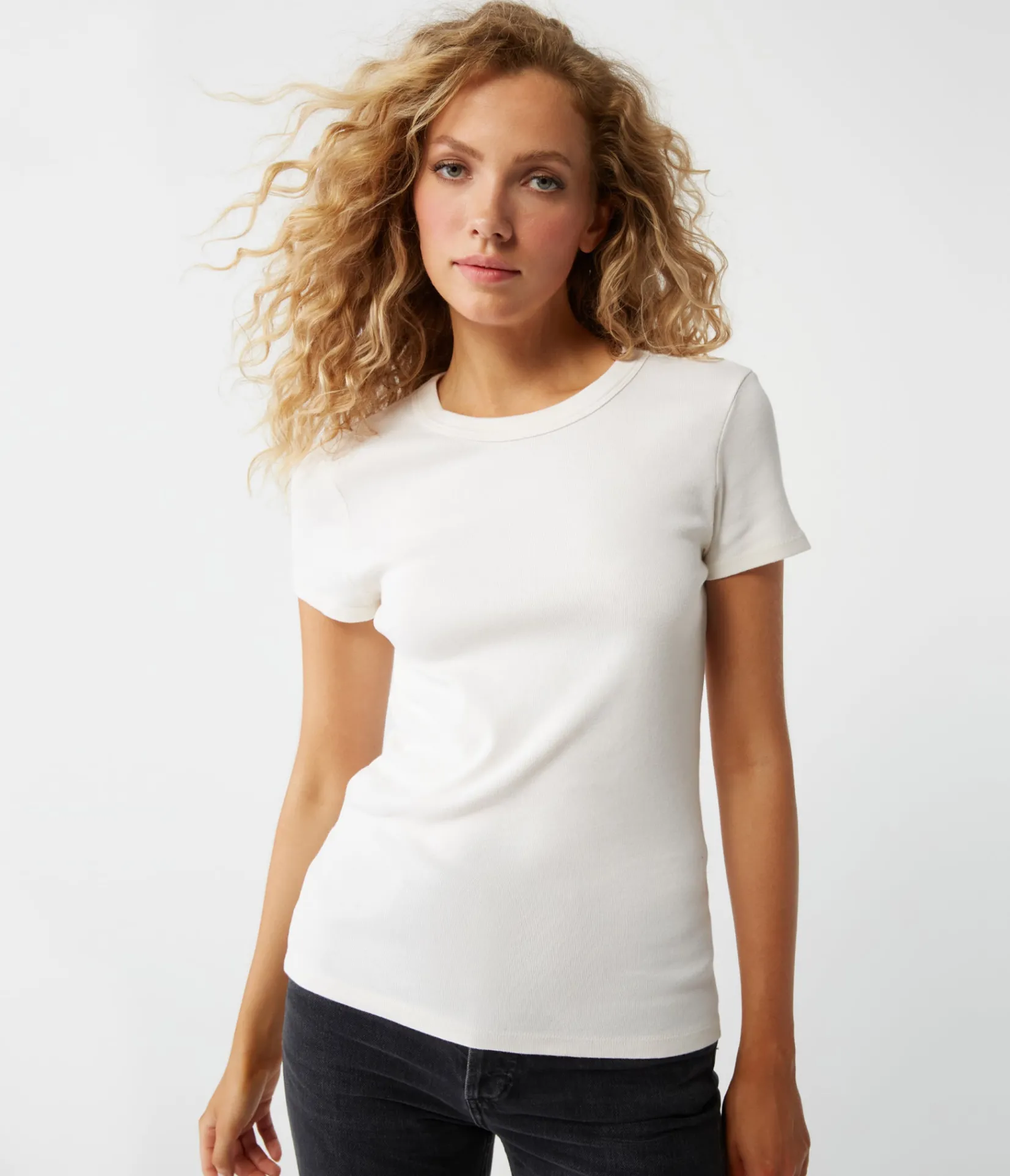 lexy_tee_36.webp Michael Stars Lexy Tee- T-Shirts | 1x1 Cotton T-Shirts