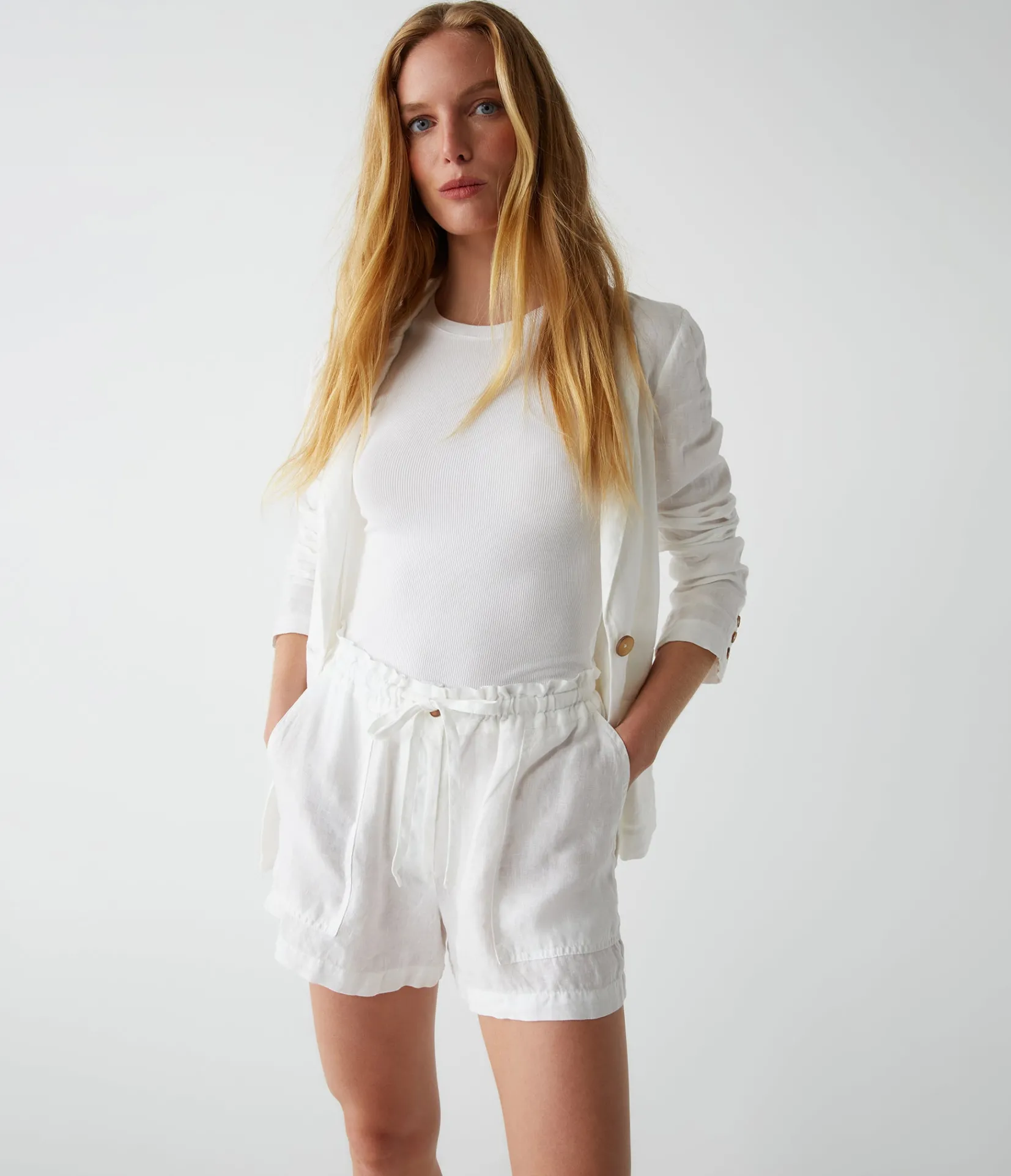 paulette_linen_short_0.webp Michael Stars Paulette Linen Short- Pants, Shorts & Skirts