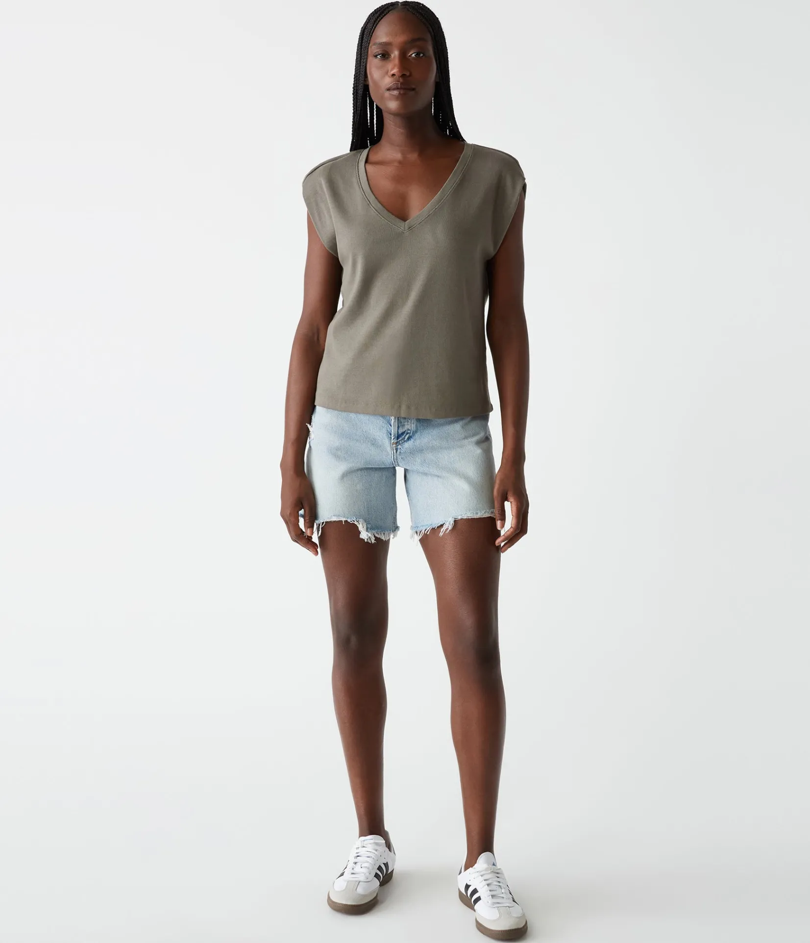 tati_power_shoulder_top_1.webp Michael Stars Tati Power Shoulder Top- T-Shirts | Ultra Rib T-Shirts