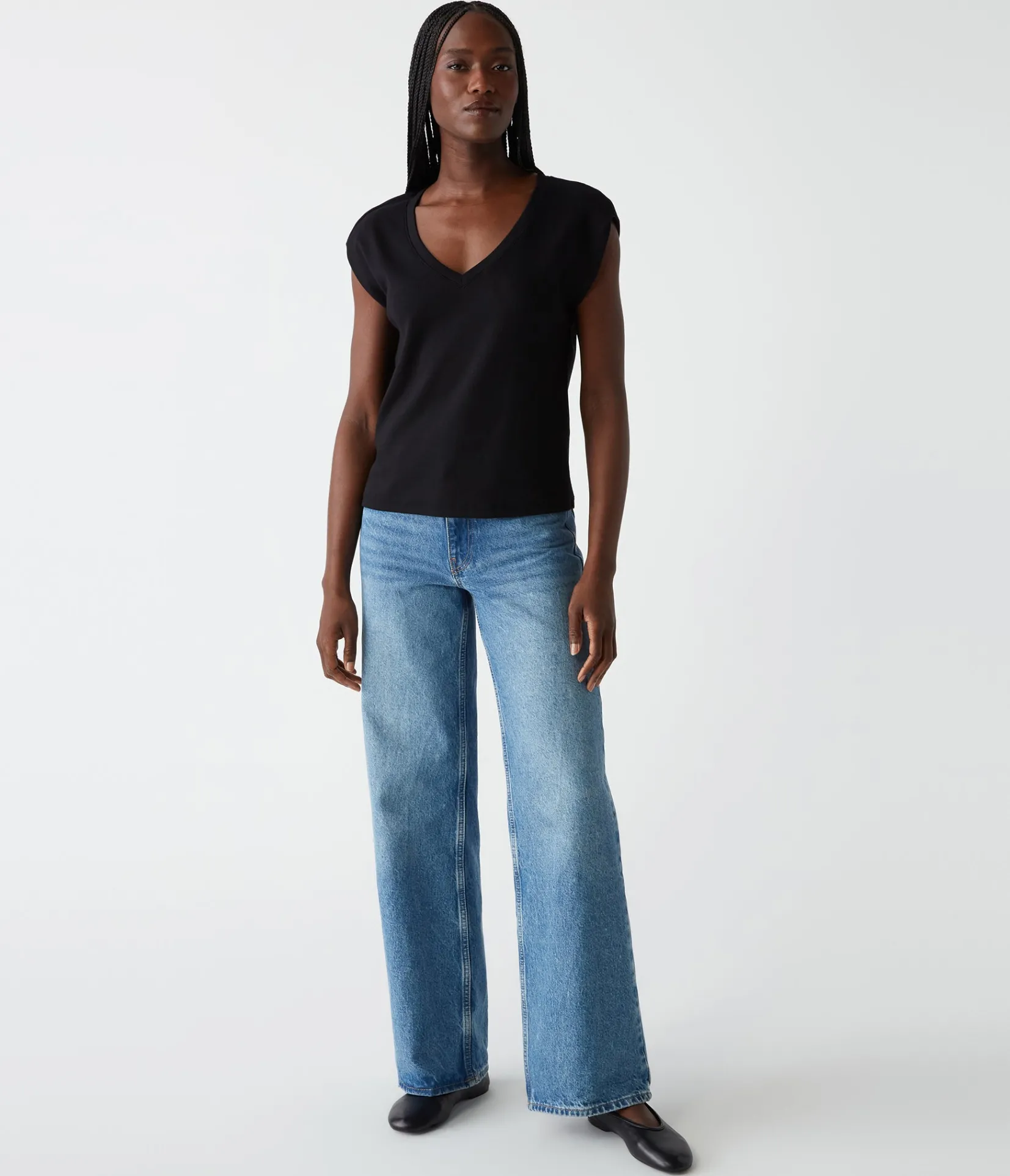tati_power_shoulder_top_5.webp Michael Stars Tati Power Shoulder Top- T-Shirts | Ultra Rib T-Shirts